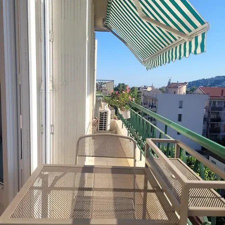 View نيس
